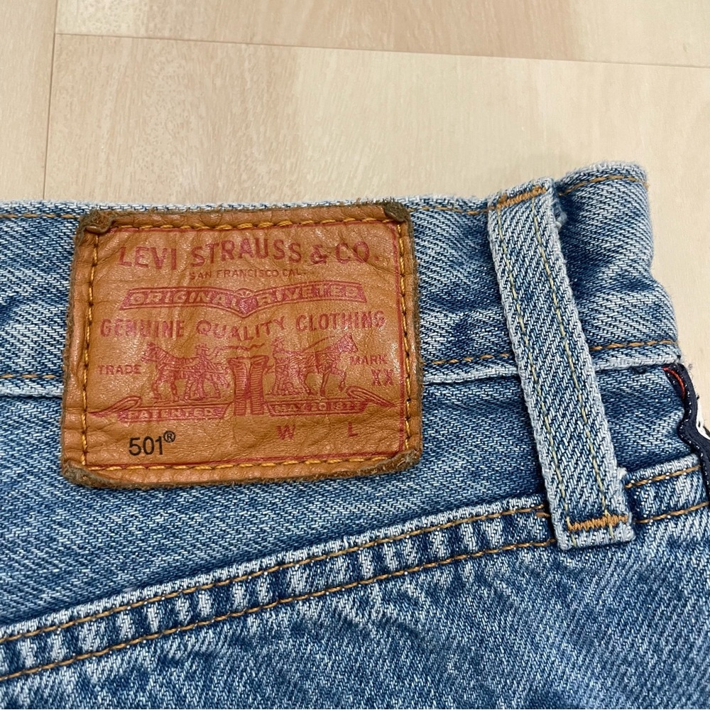 Women's Levi's Premium 501 Logo-Stripe Crop Straight Spectator Sport Side Tape - Picture 9 of 16